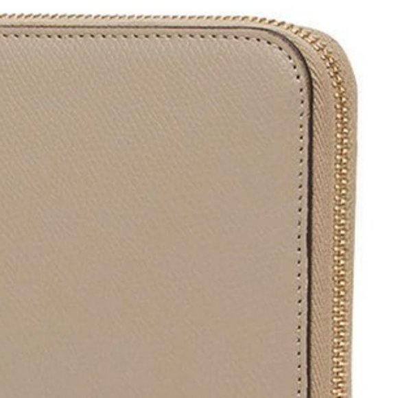 New in Box Fendi ZIP-AROUND Beige leather wallet  $990 - Picture 7 of 14